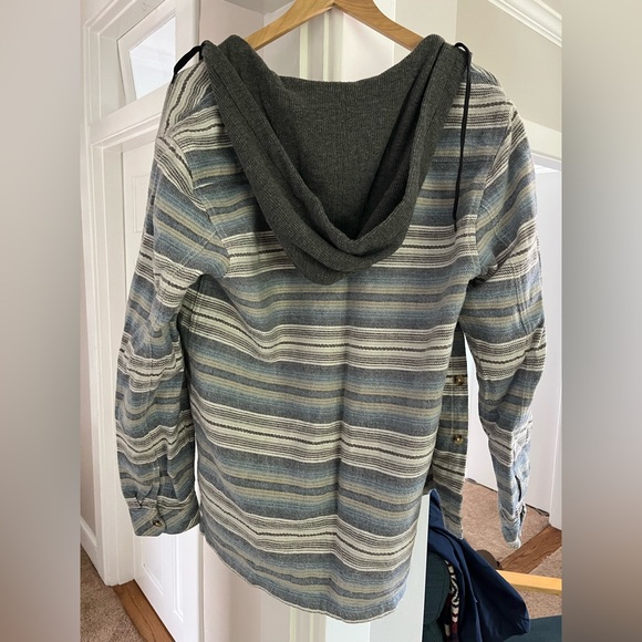 Billabong Gray Lightweight Shirt Jacket Casual Style - Picture 2 of 3